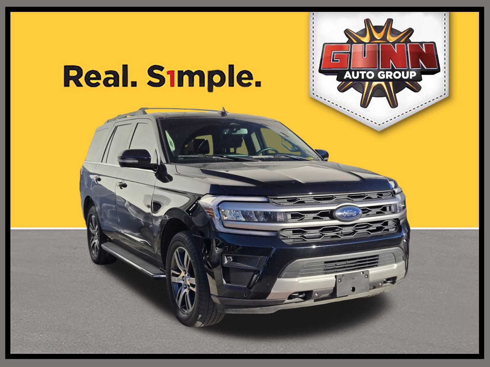 2022 Ford Expedition XLT's photo