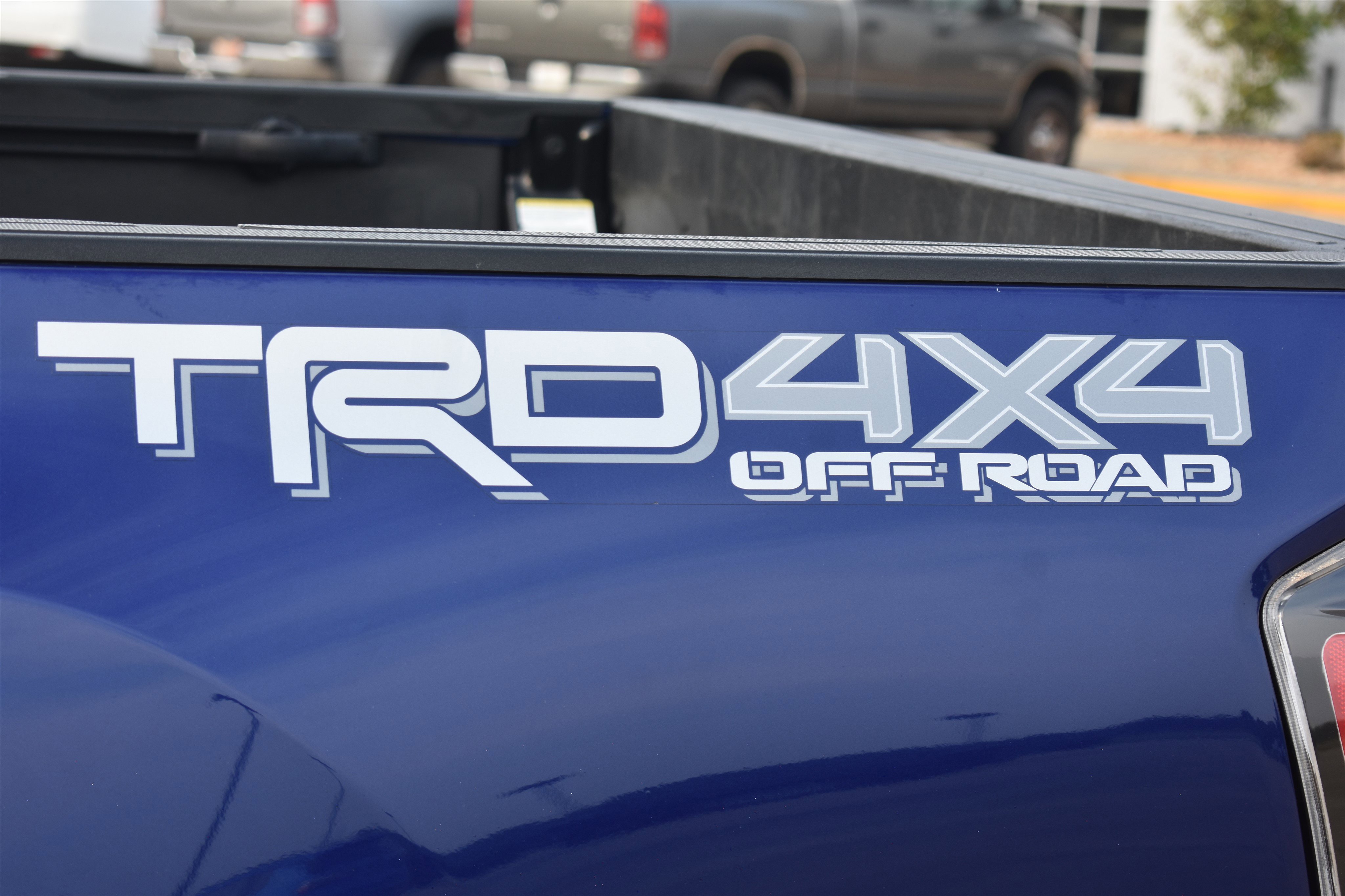2023 Toyota Tacoma TRD photo 6