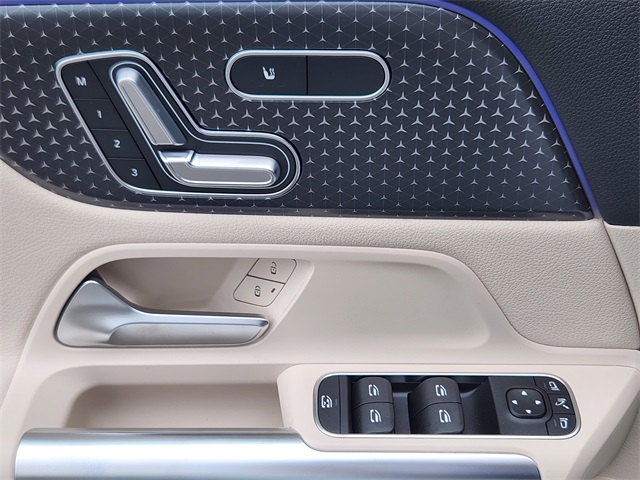 2026 Mercedes Benz GLA 250 4MATIC photo 9