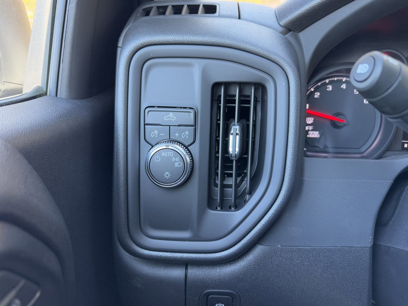 2025 Gmc Sierra 1500 Pro photo 8