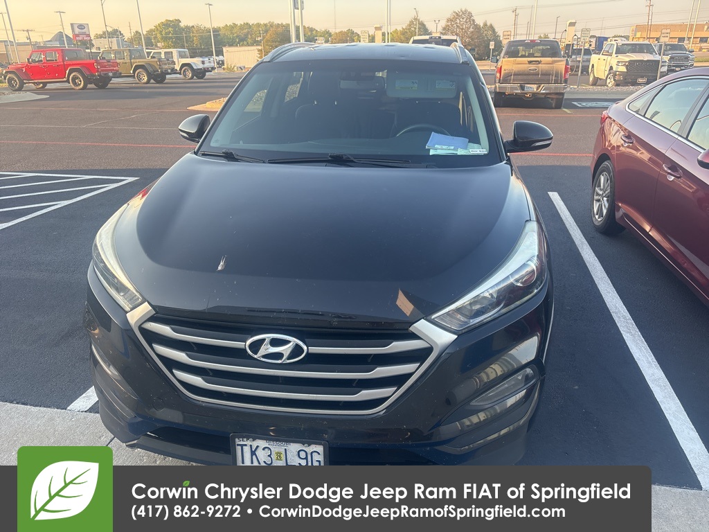 2018 Hyundai Tucson SEL photo 2