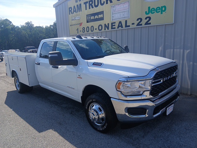 2024 RAM Ram 3500 Chassis Cab SLT's photo