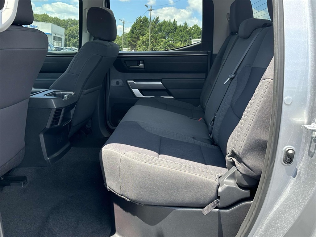 2022 Toyota Tundra SR5 photo 9