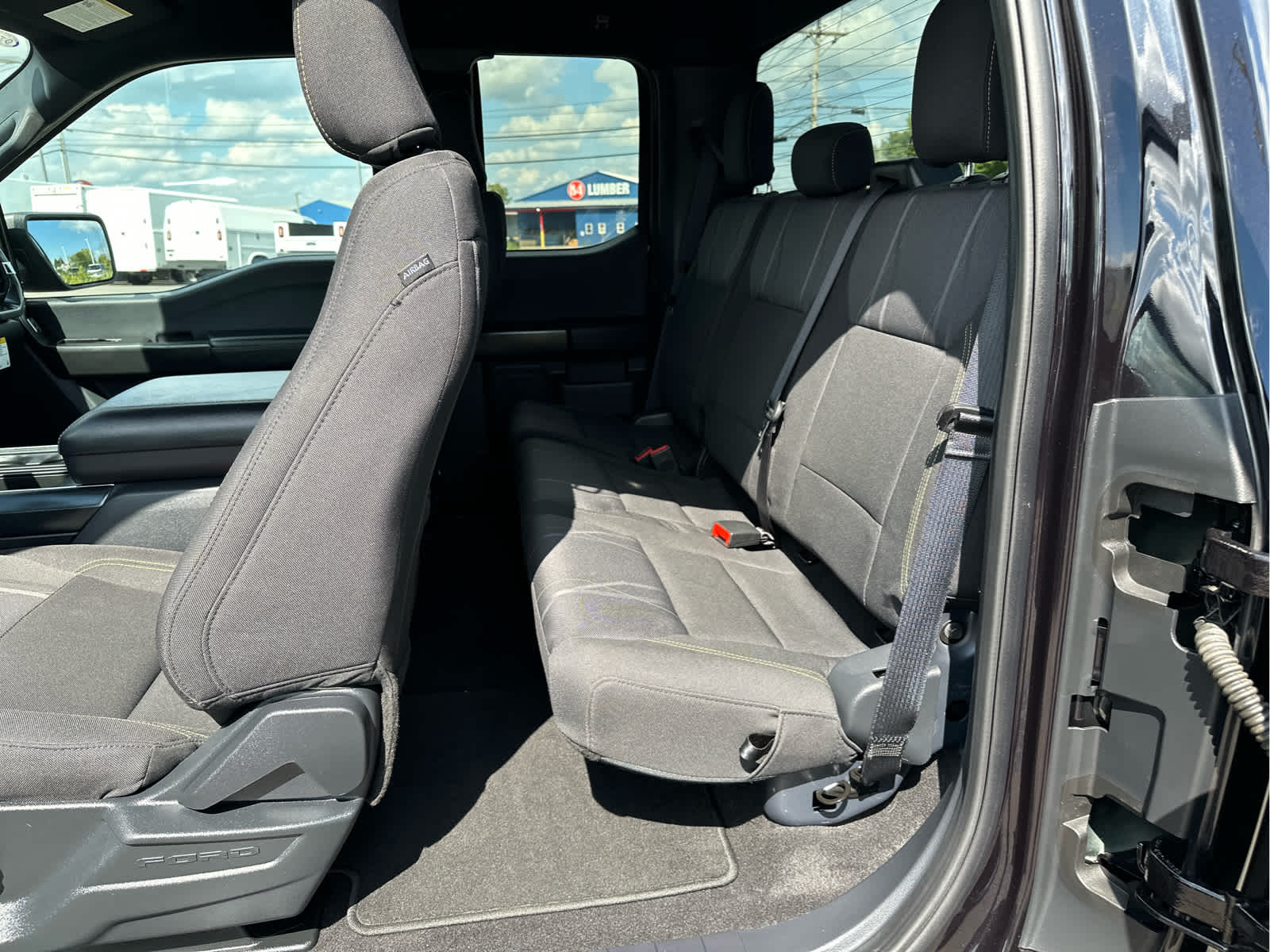 2025 Ford F-150 STX photo 9