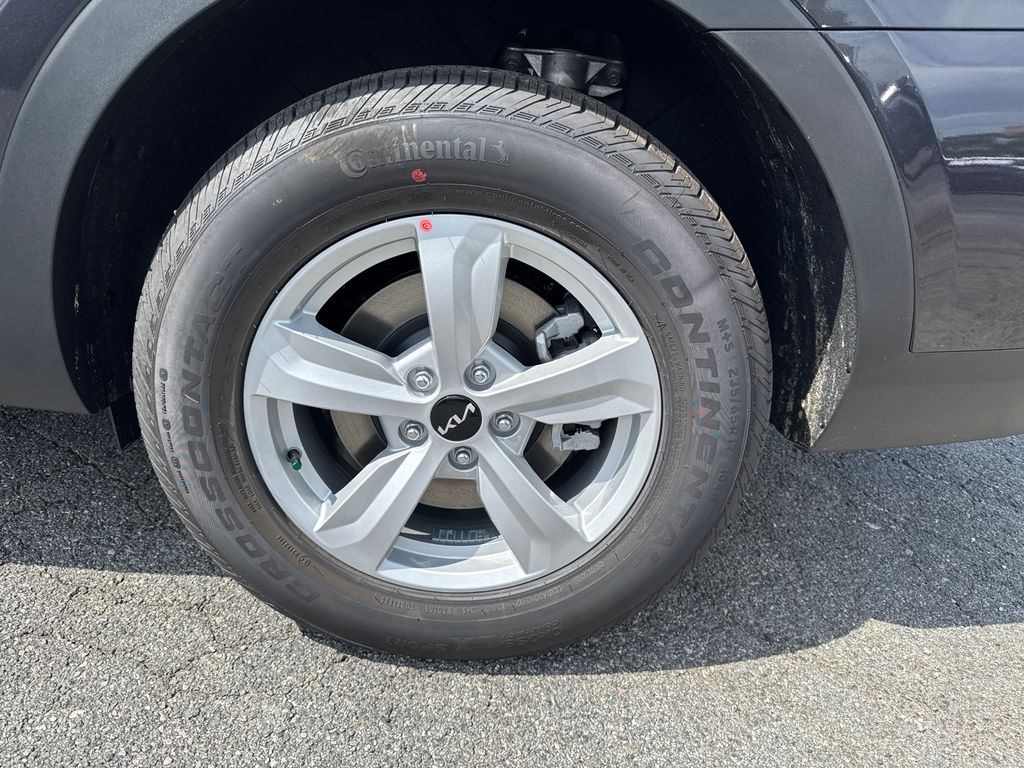 2026 Kia Sorento S photo 19