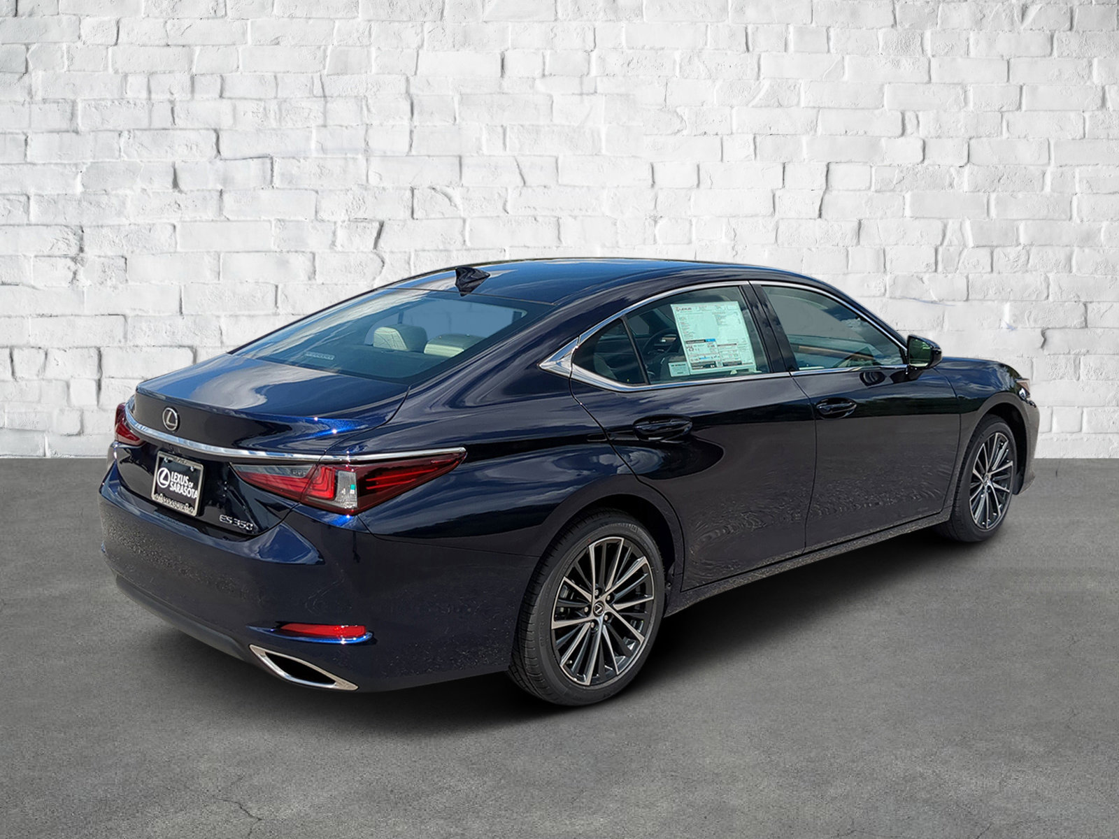 2025 Lexus ES 350 photo 4