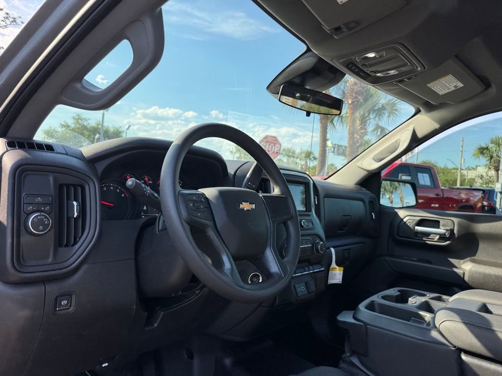 2025 Chevrolet Silverado 1500 photo 18