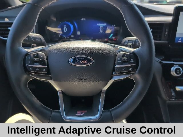 2022 Ford Explorer ST photo 6
