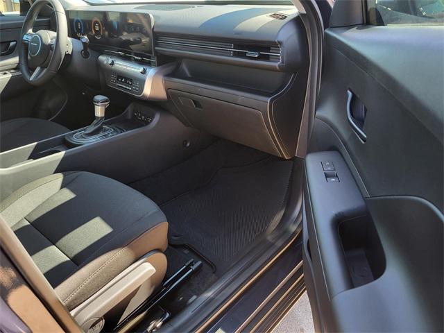 2026 Hyundai Kona SEL photo 3