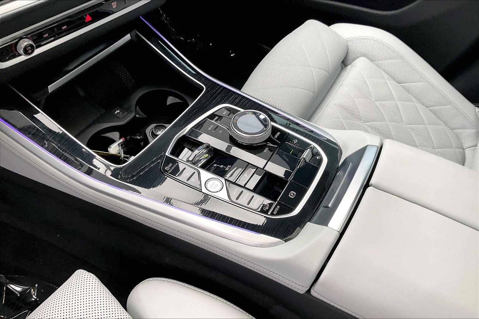 2024 Bmw X5 xDrive50e photo 11