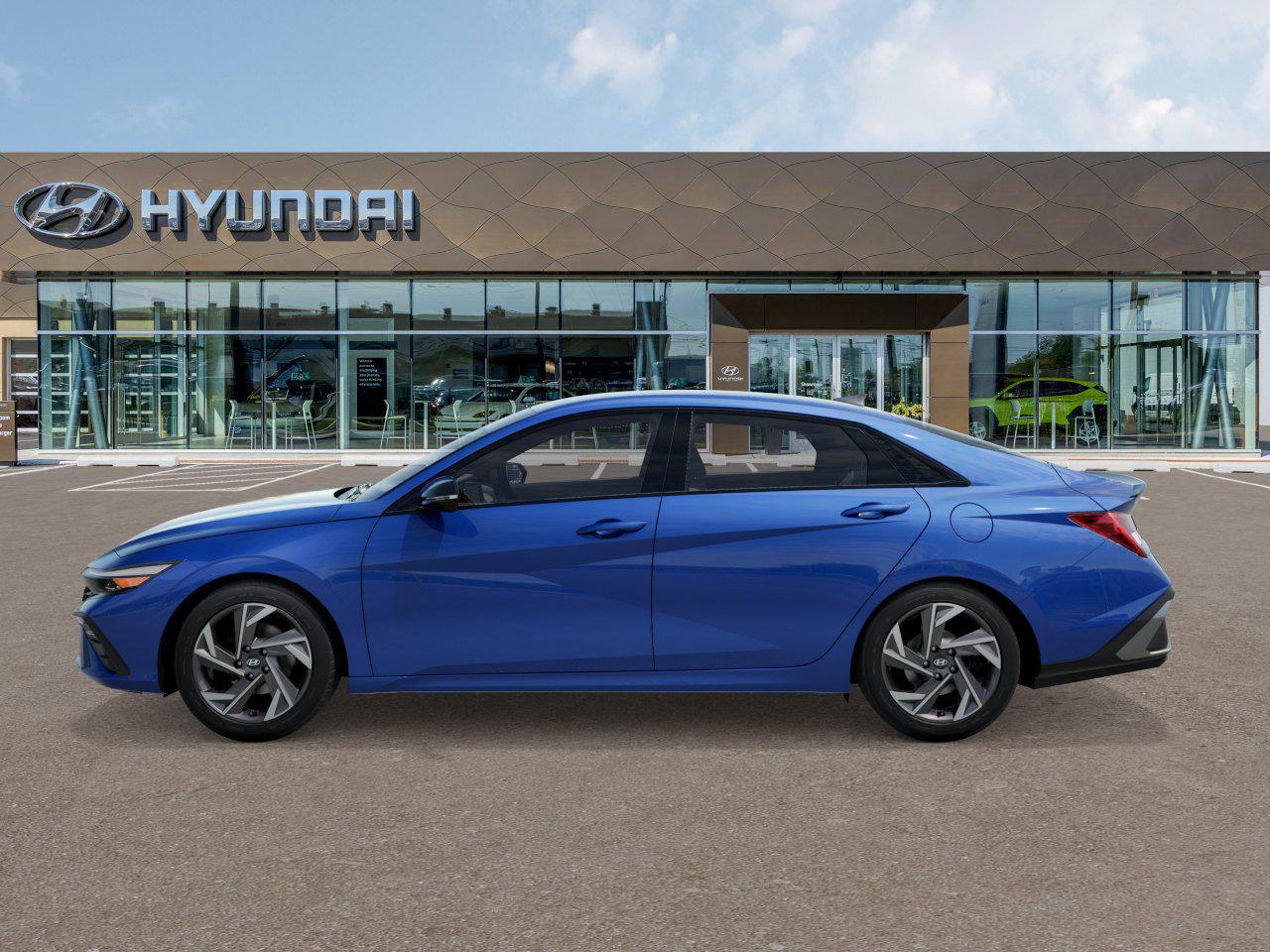 2025 Hyundai Elantra SEL Sport photo 3