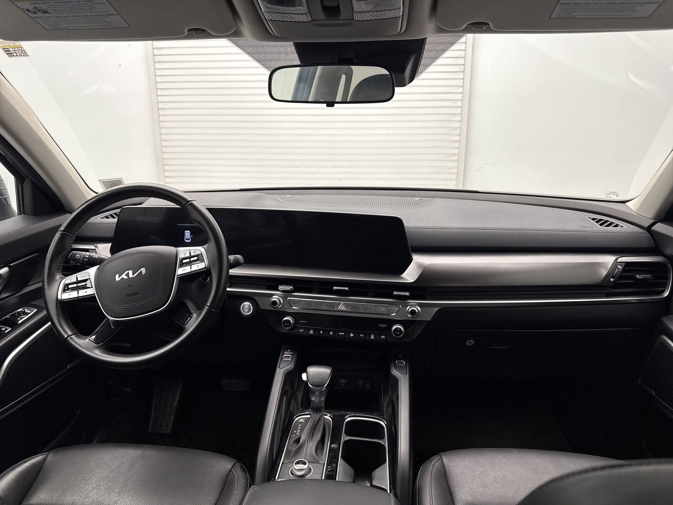 2023 Kia Telluride S photo 15