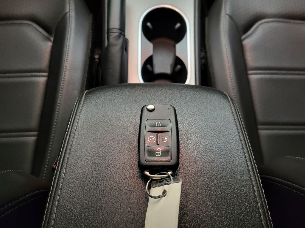 2020 Volkswagen Passat 2.0T R-Line photo 43