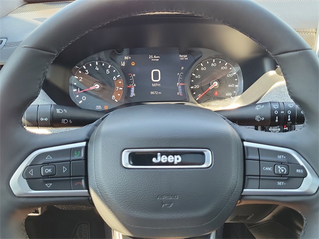 2025 Jeep Compass Latitude photo 23