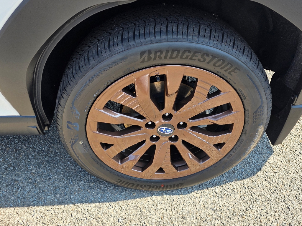 2025 Subaru Forester Sport photo 2