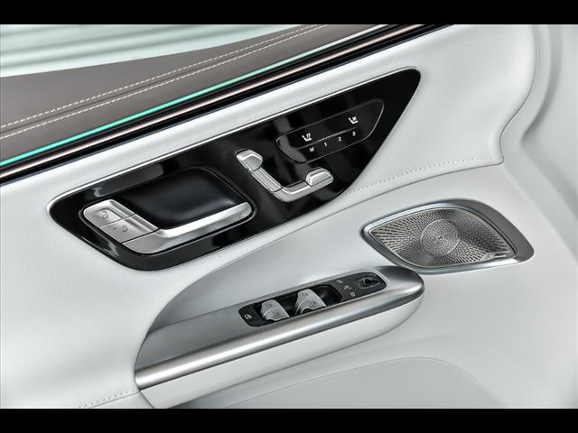2025 Mercedes Benz EQE SUV 350 4MATIC photo 7