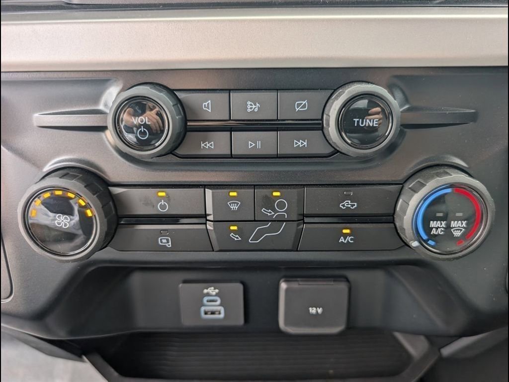 2024 Ford F-350 XL photo 19