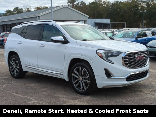 2020 GMC Terrain Denali's photo