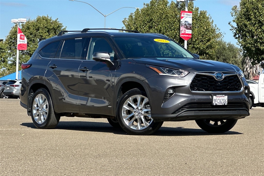 PreOwned 2023 Toyota Highlander Hybrid Limited 4D Sport Utility in