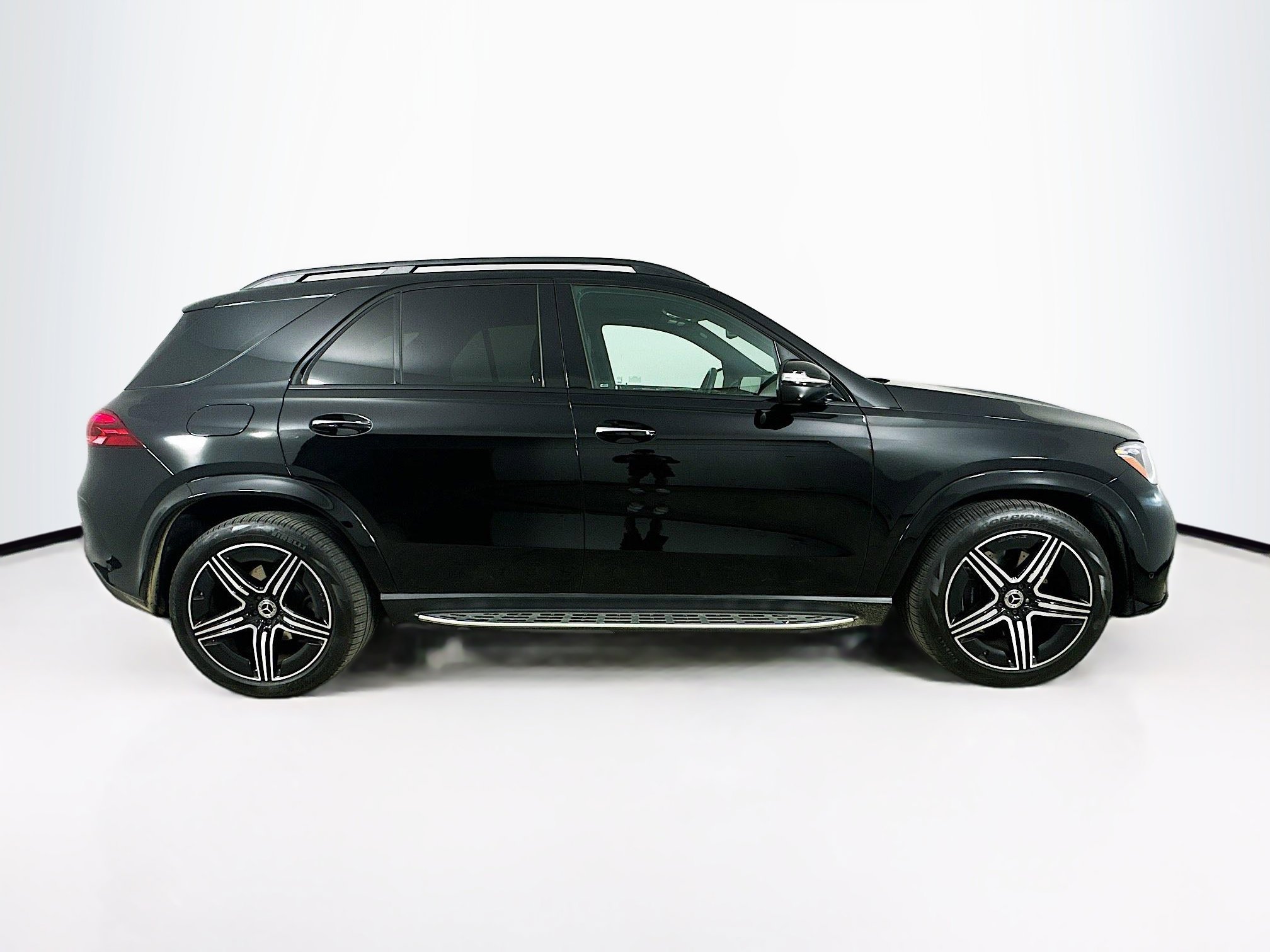 2025 Mercedes Benz GLE 450e 4MATIC photo 10