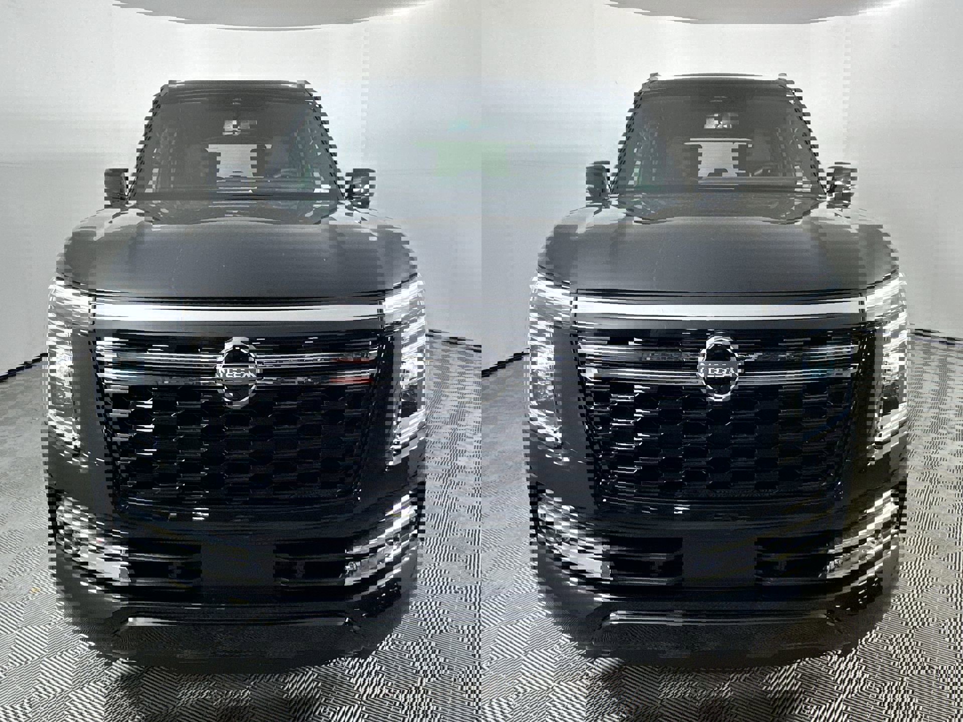 2025 Nissan Armada SL photo 3