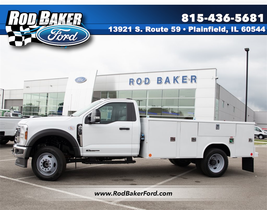 2024 Ford F-550 Super Duty Chassis Cab XL's photo