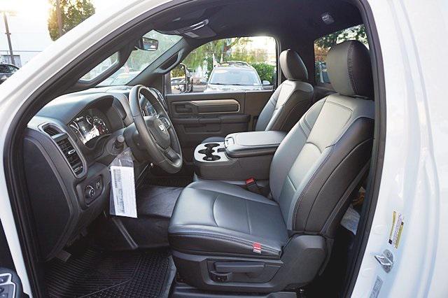 New 2023 Bright White Clear-Coat Exterior Paint RAM TRADESMAN Chassis Cab image 18