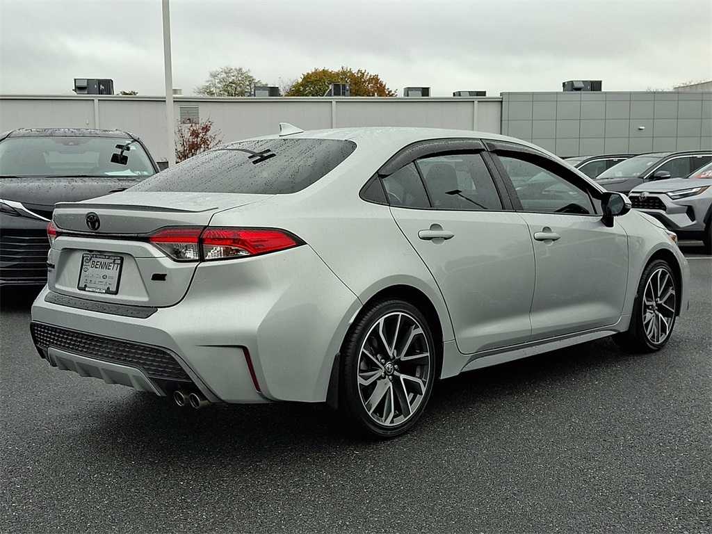 2022 Toyota Corolla SE photo 4
