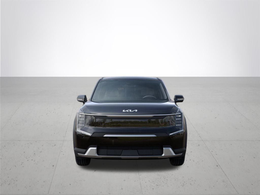 2026 Kia EV9 Light Long Range photo 2