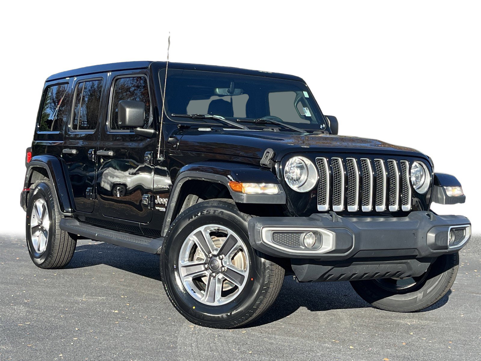 2020 Jeep Wrangler Unlimited Sahara photo 2