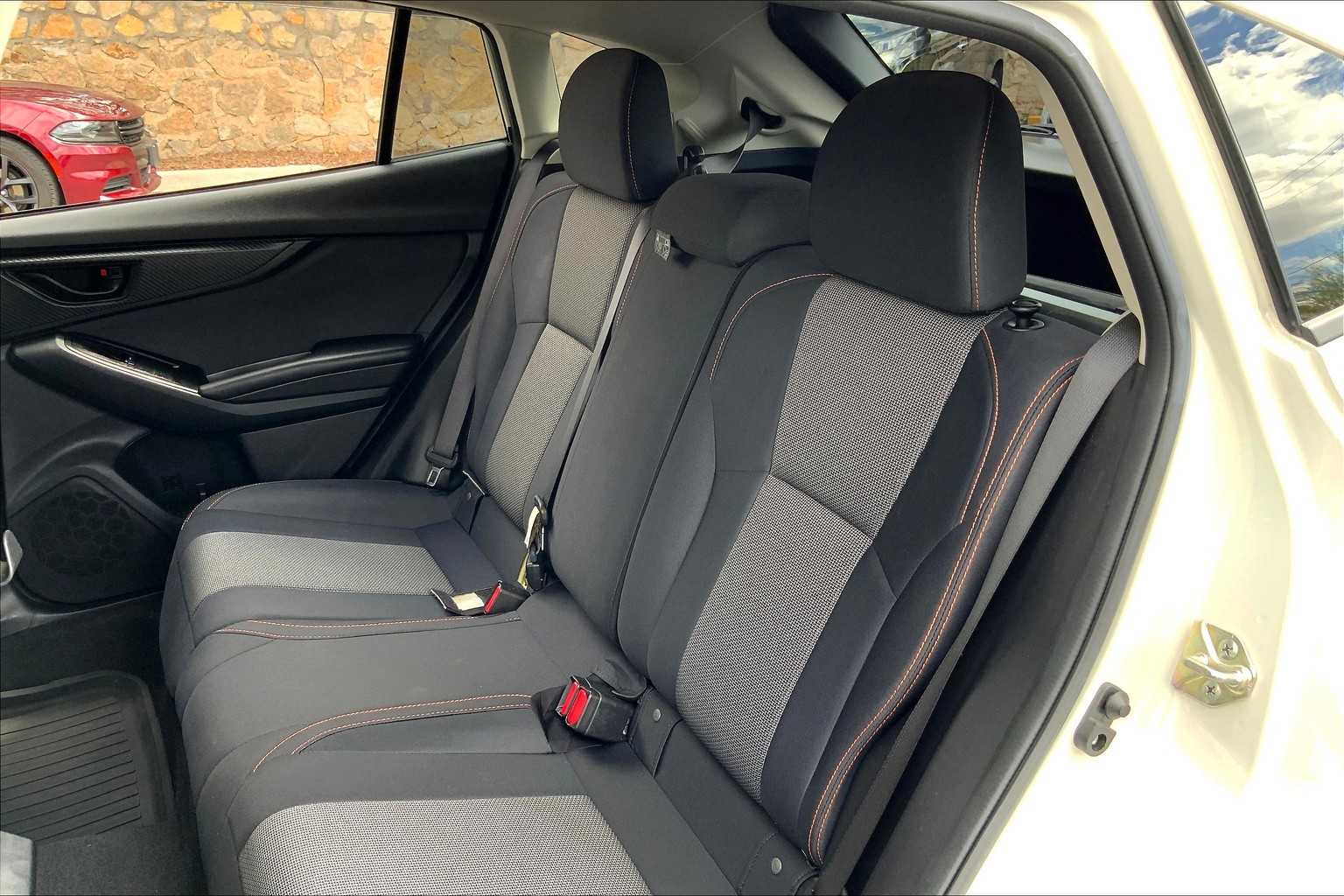 2021 Subaru Crosstrek Premium photo 19