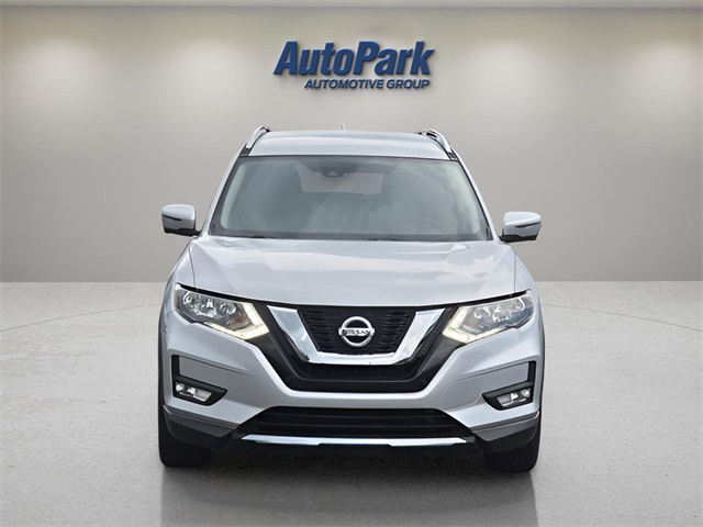 Used 2017 Nissan Rogue SL with VIN JN8AT2MT0HW134919 for sale in Bremen, IN