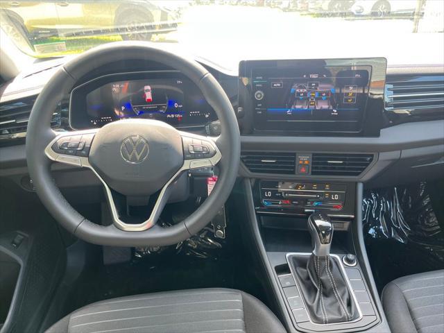 2025 Volkswagen Jetta 1.5T S photo 16