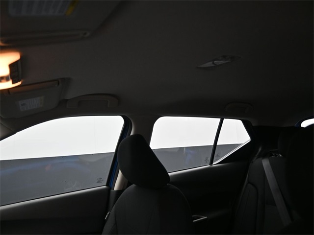 2025 Nissan Kicks Play S photo 2