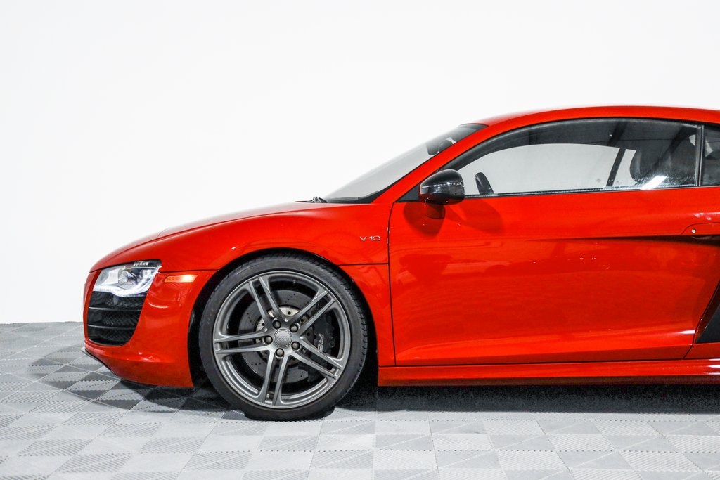 2012 Audi R8 Coupe photo 16