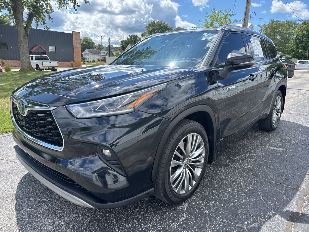 2020 Toyota Highlander Hybrid Platinum photo 3
