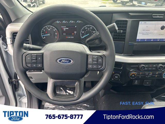 2025 Ford F-350 XL photo 4