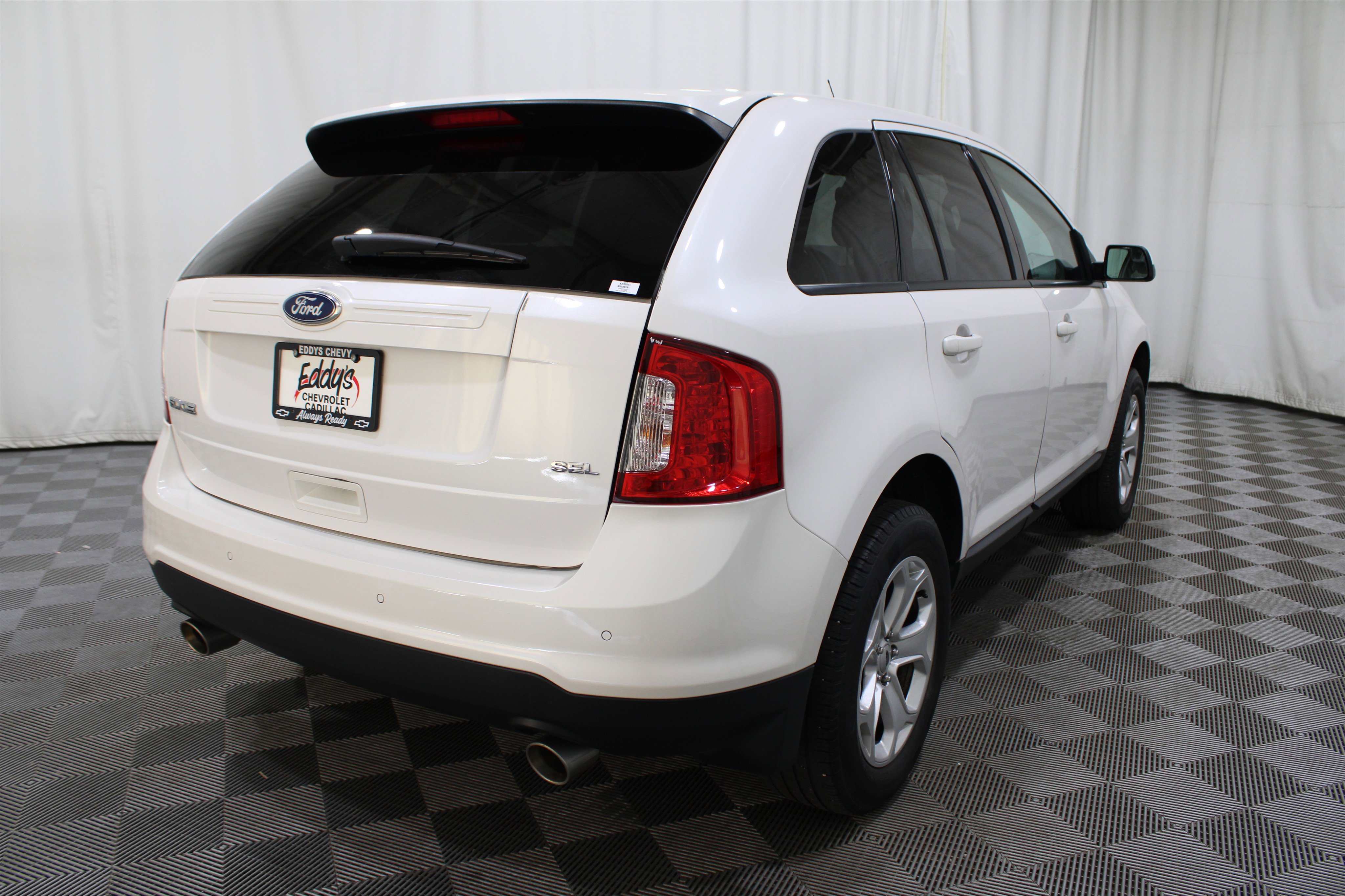 2013 Ford Edge SEL photo 16