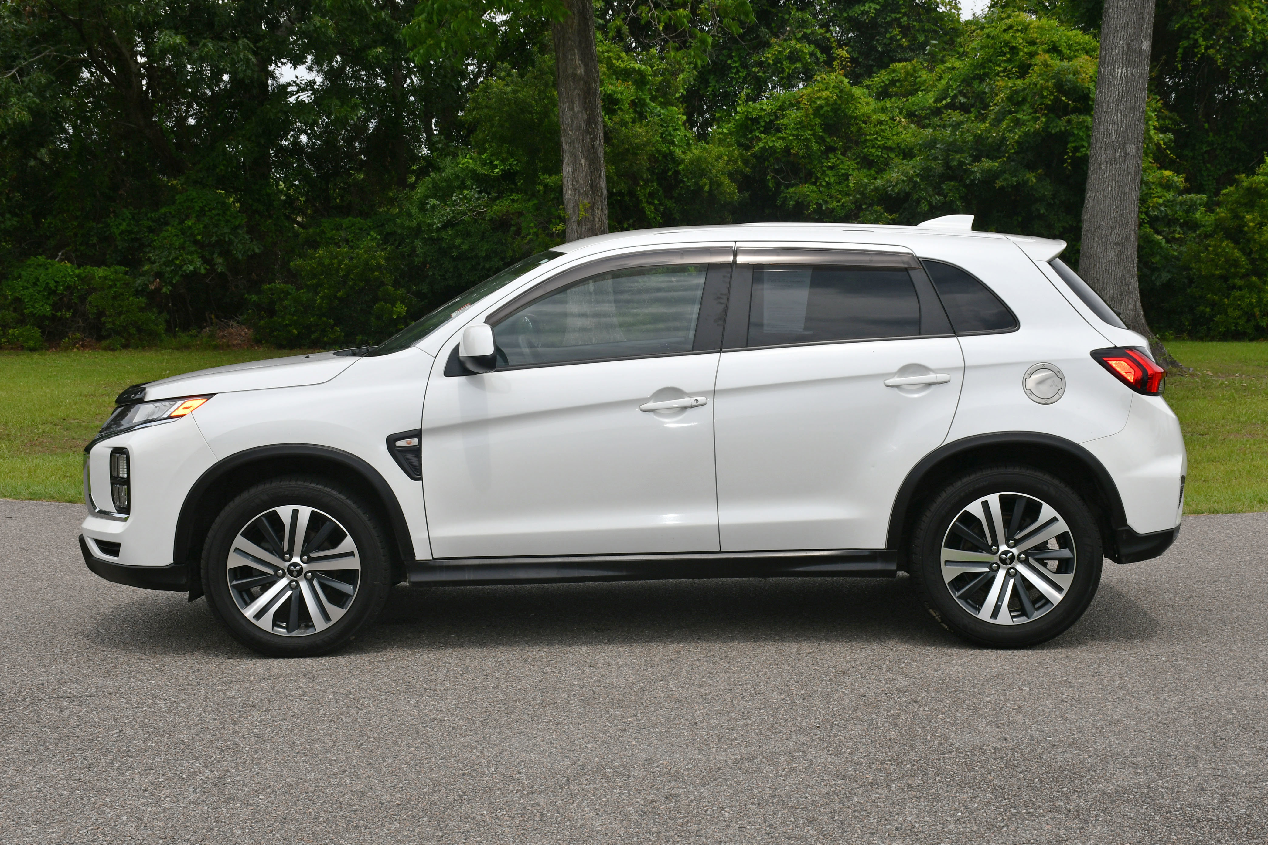 Used 2021 Mitsubishi Outlander Sport ES with VIN JA4APUAU5MU007950 for sale in Beaufort, SC