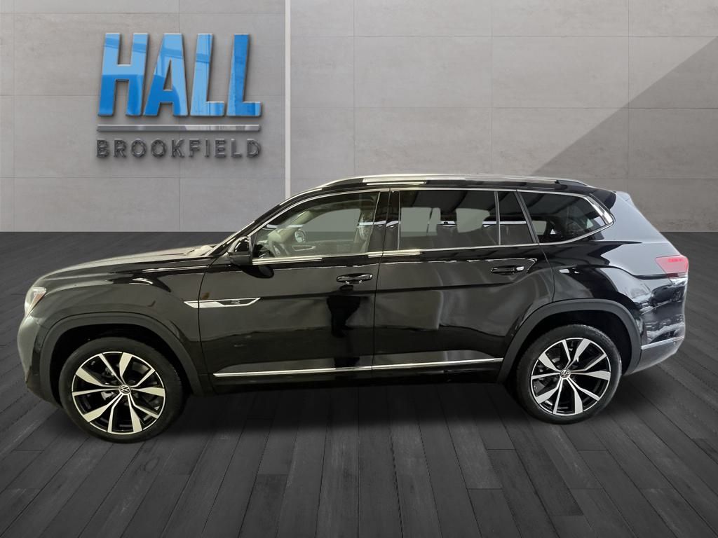 2026 Volkswagen Atlas SEL Premium R-Line photo 2