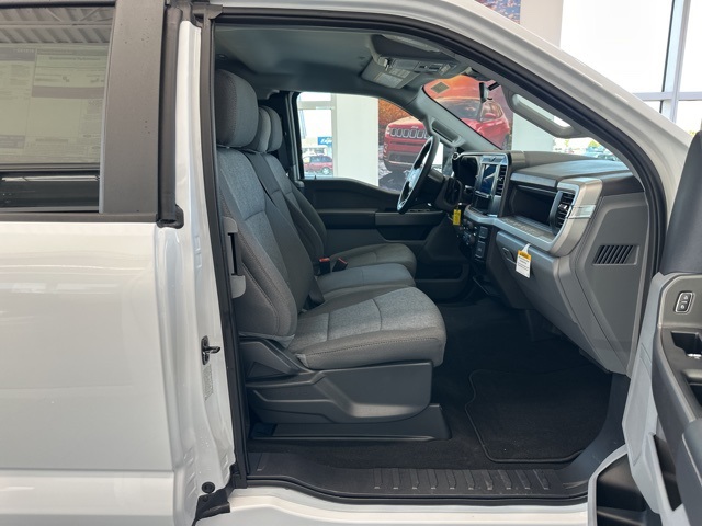 2026 Ford F-350 XL photo 37