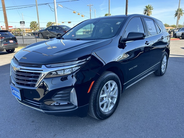 2024 Chevrolet Equinox LT photo 3