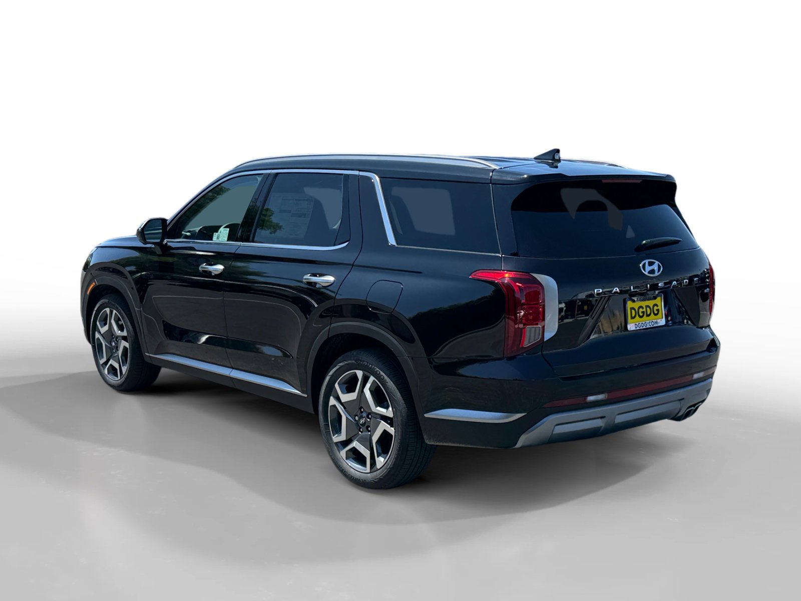 2025 Hyundai Palisade SEL photo 3