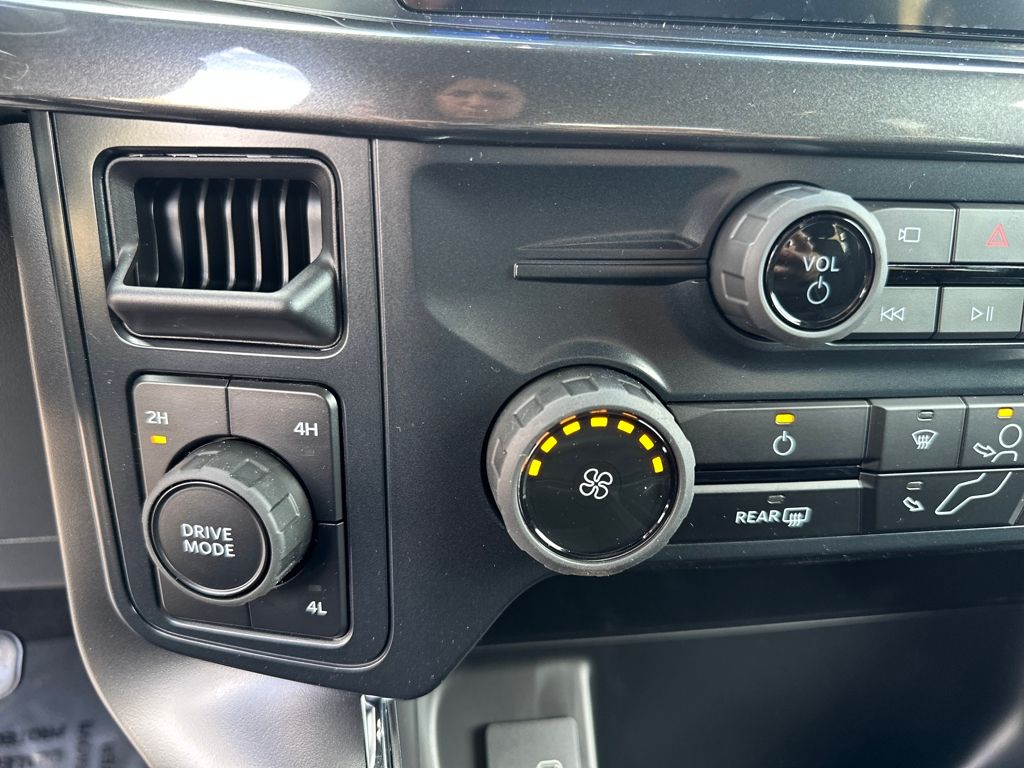 2025 Ford F-150 STX photo 12