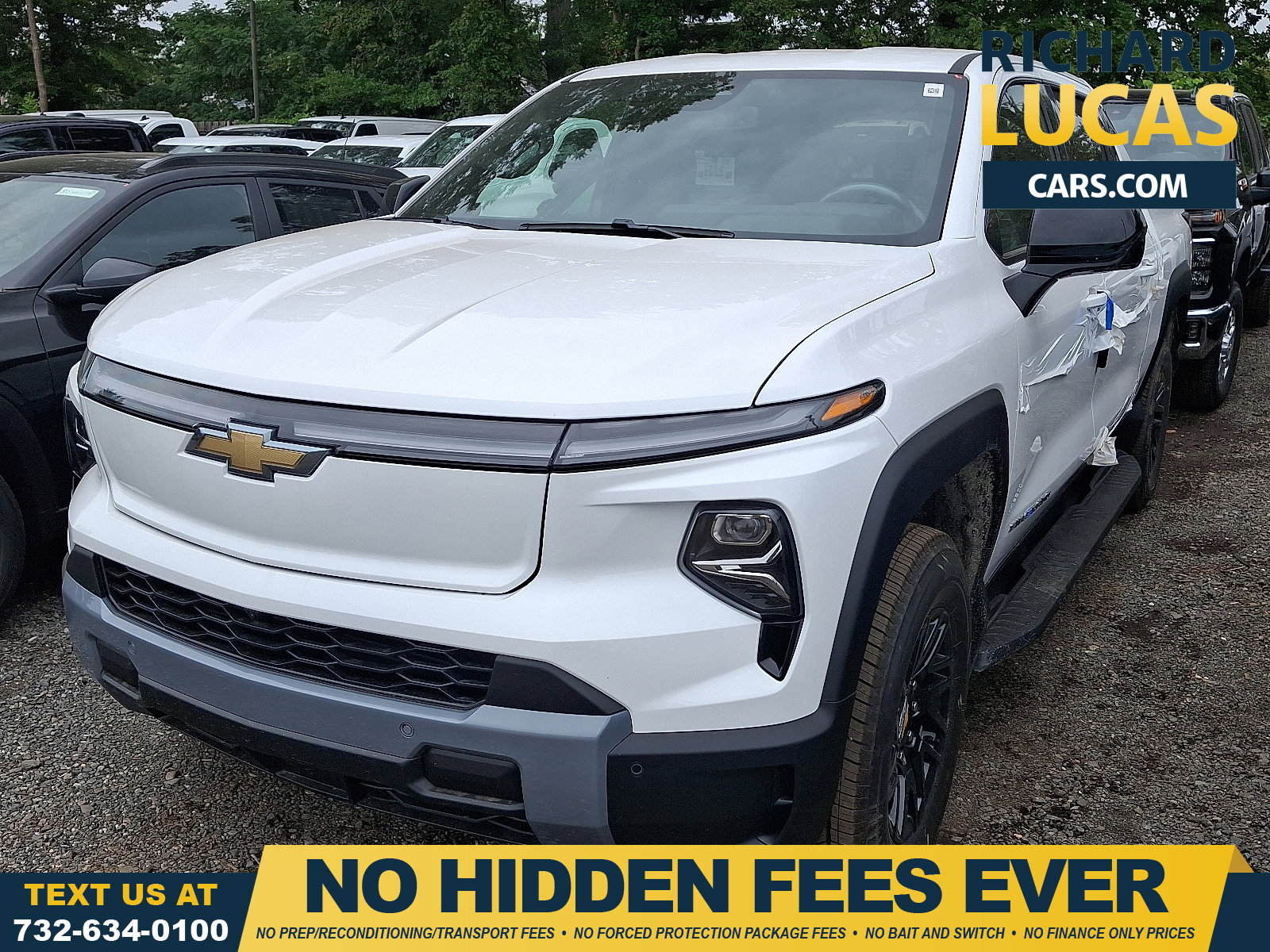 2026 Chevrolet Silverado EV LT's photo