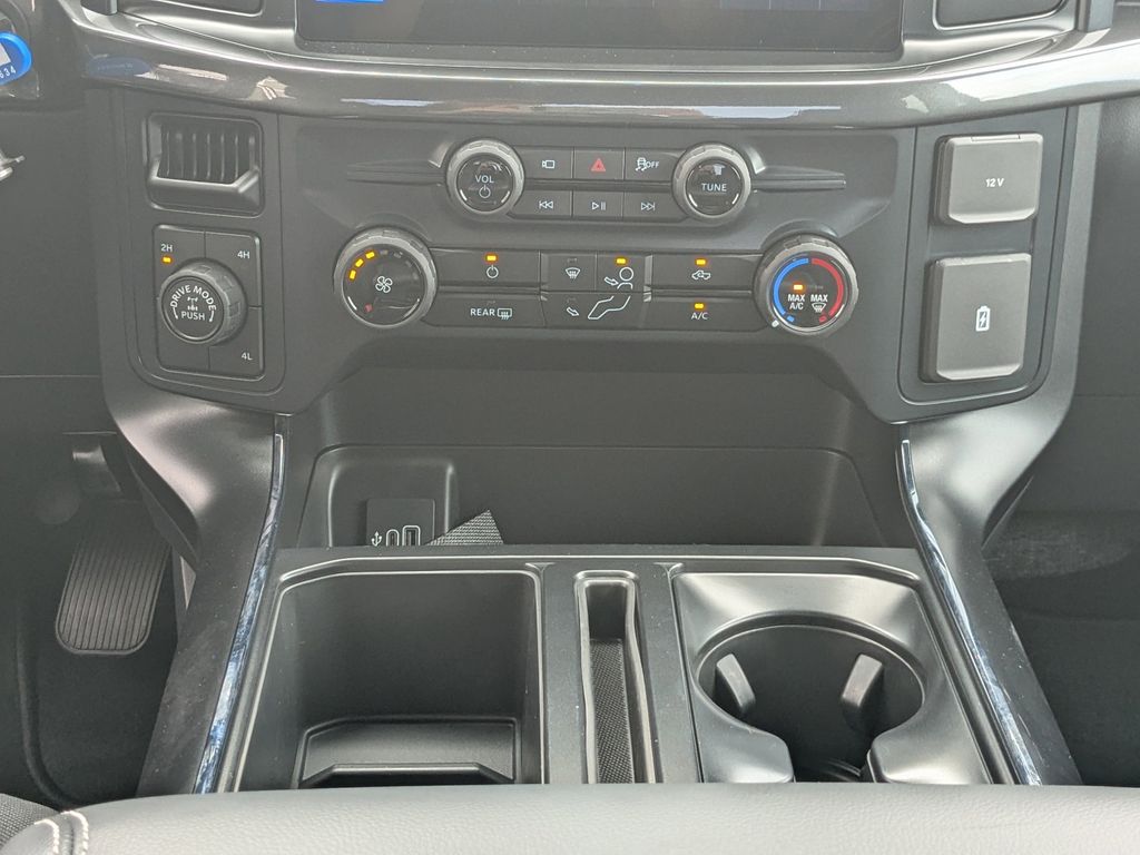 2025 Ford F-150 STX photo 18