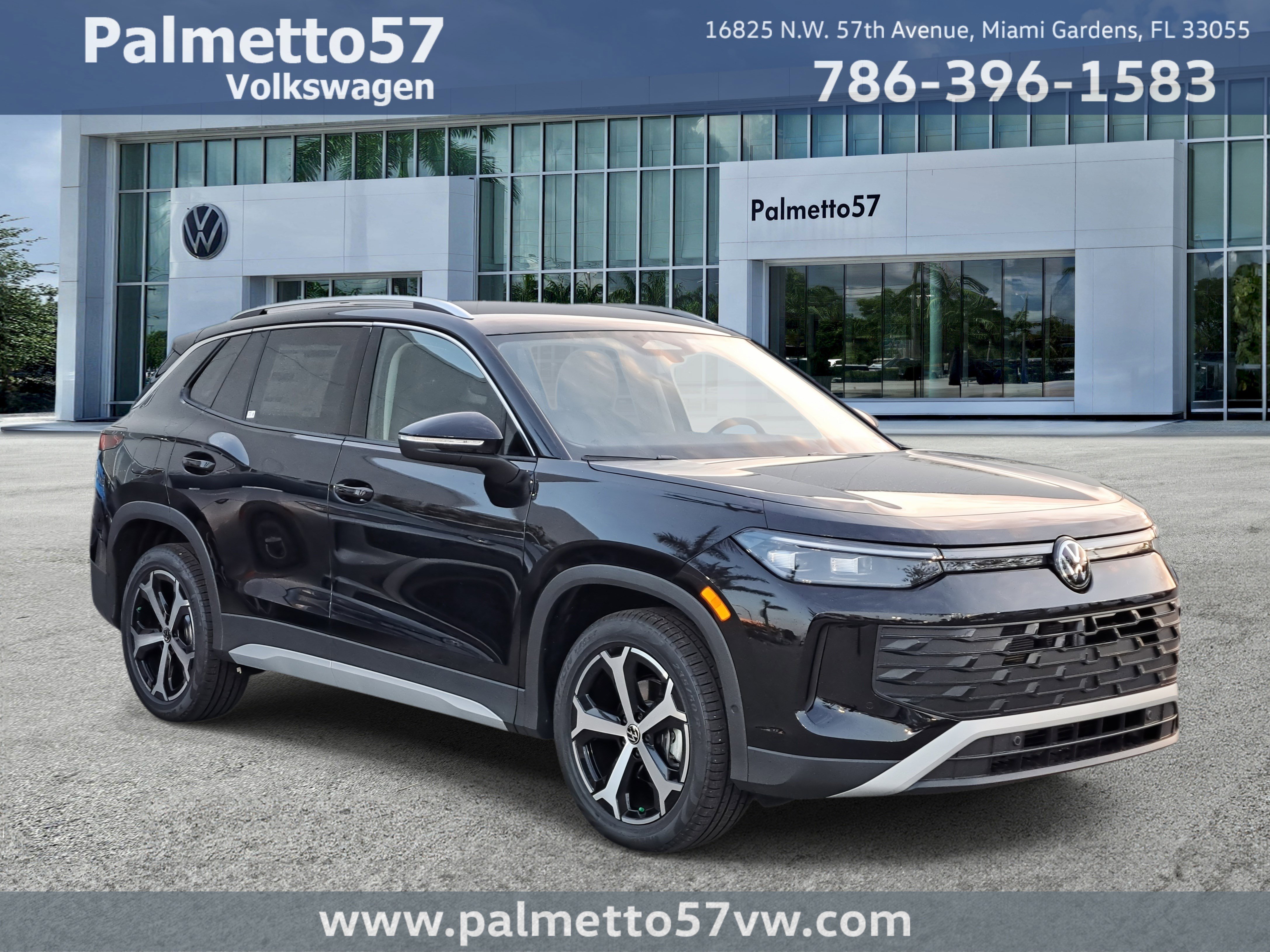 2026 Volkswagen Tiguan SE's photo