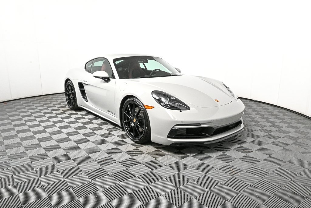 2025 Porsche Cayman GTS 4.0 photo 23