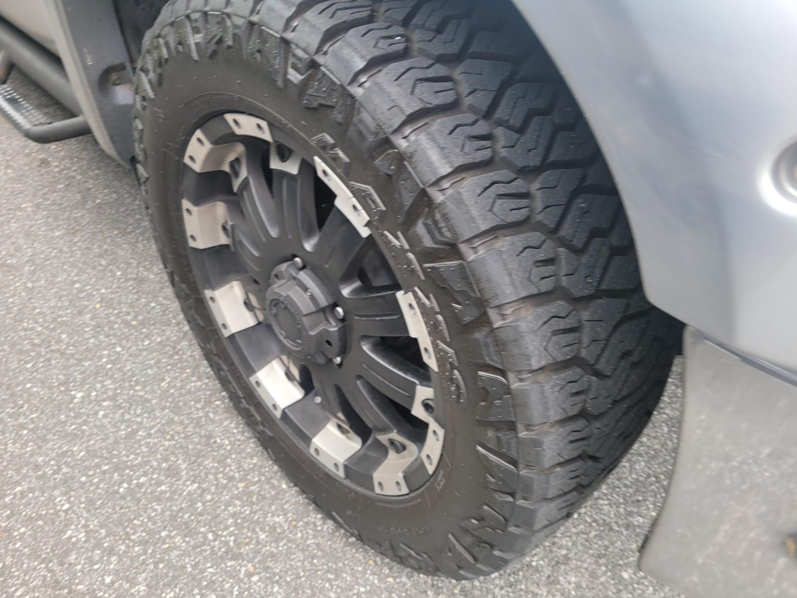 2013 Toyota Tundra SR5 photo 4
