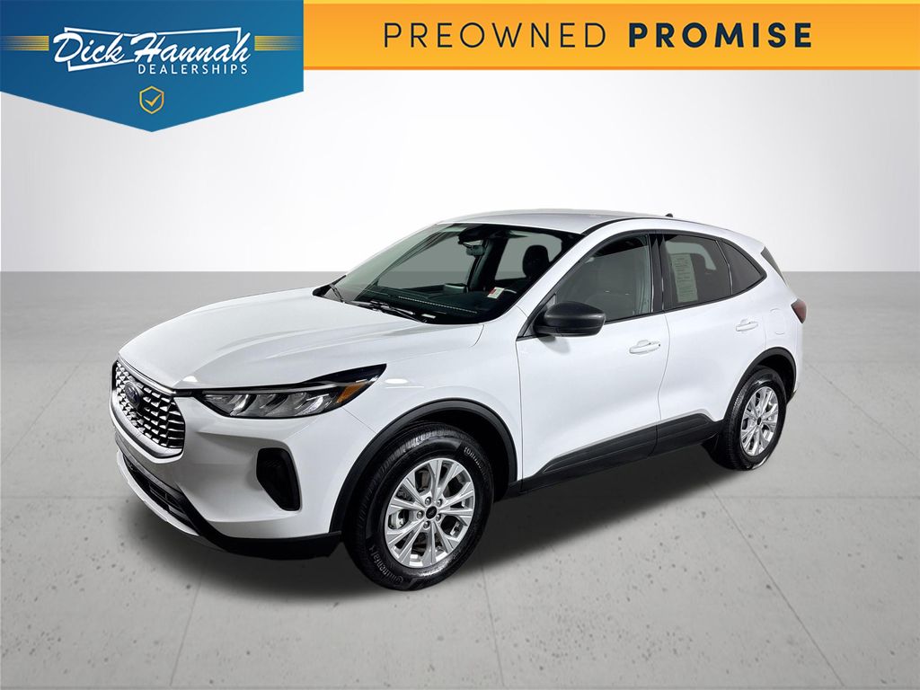 2025 Ford Escape Active's photo